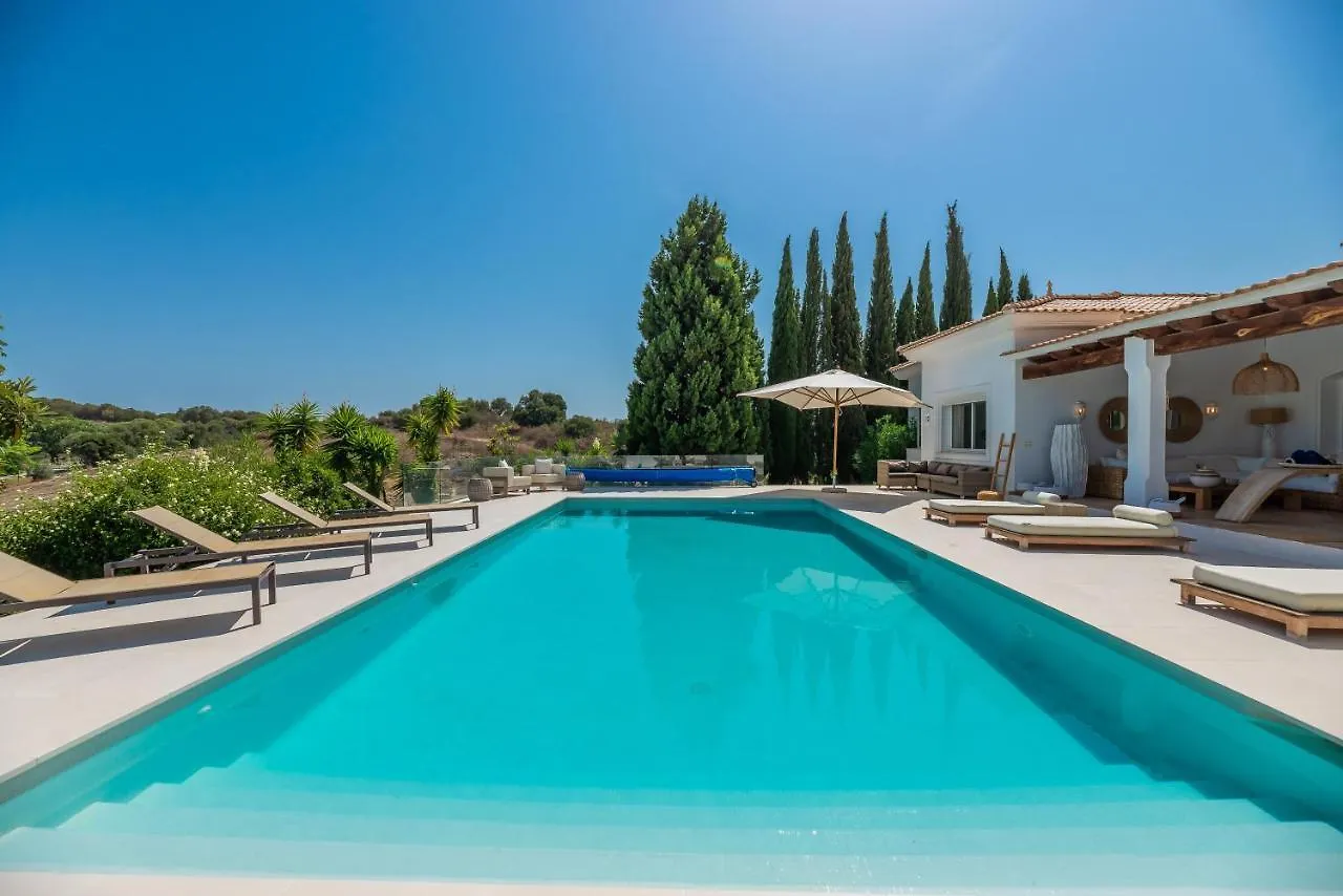 Vacation Marbella I Villa Ballesteros, Near Golf Courses, Private Pool And Gigantic Garden Estepona Spain